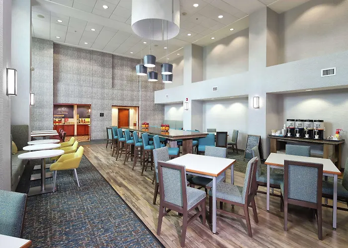 Hotel Hampton & East Tucson