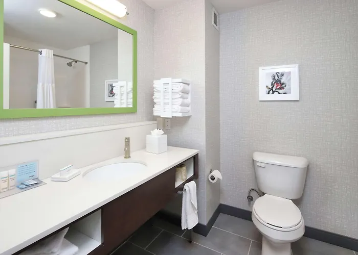 Hampton & East 3* Tucson
