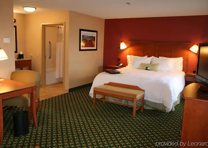 Hampton & East 3* Tucson